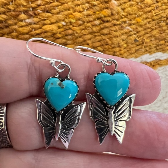 ❤️ Heart Shaped Kingman Turquoise 925 Navajo Butterfly Dangle Earrings 1.38”L - Picture 6 of 12